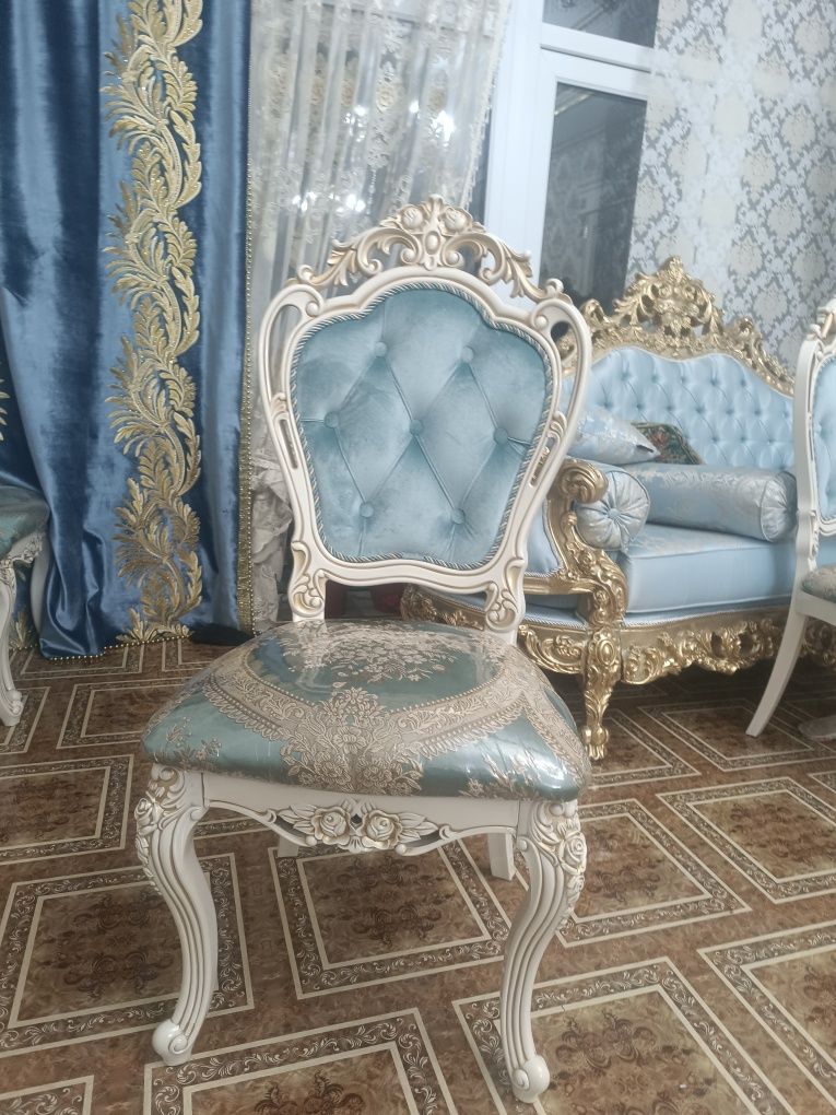 Продам королевские синий стулья Джоконда оригинал