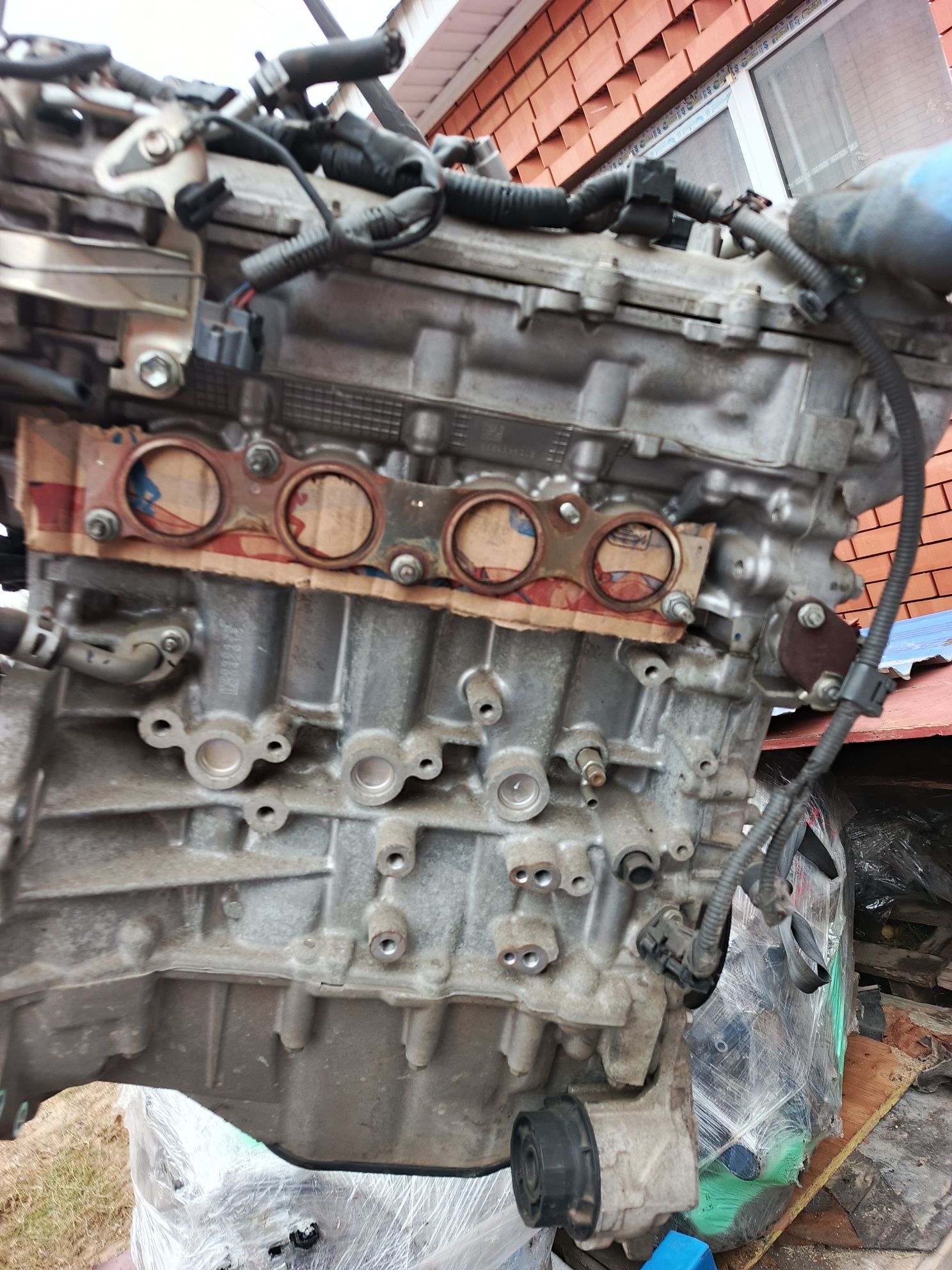 Двигатель привозной Тойота 3zr-fe Авенсис и др.