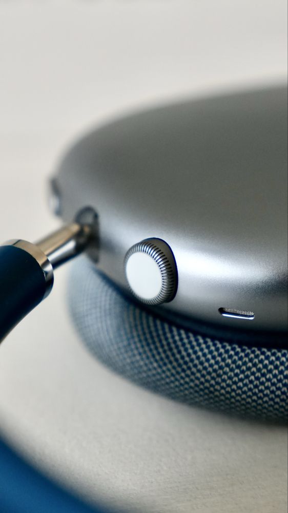 СРОЧНО Продам Airpods max(в полной комплектаций)