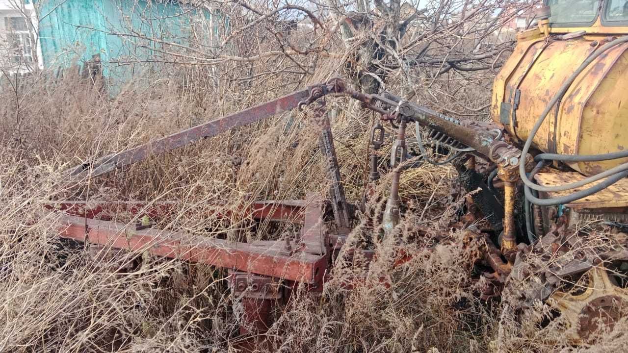 дт-75, т-25, телега, плуг