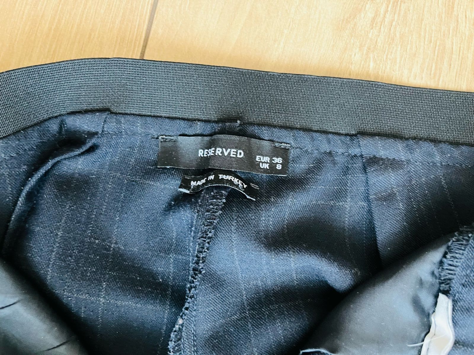 Продам женские брюки от Reserved