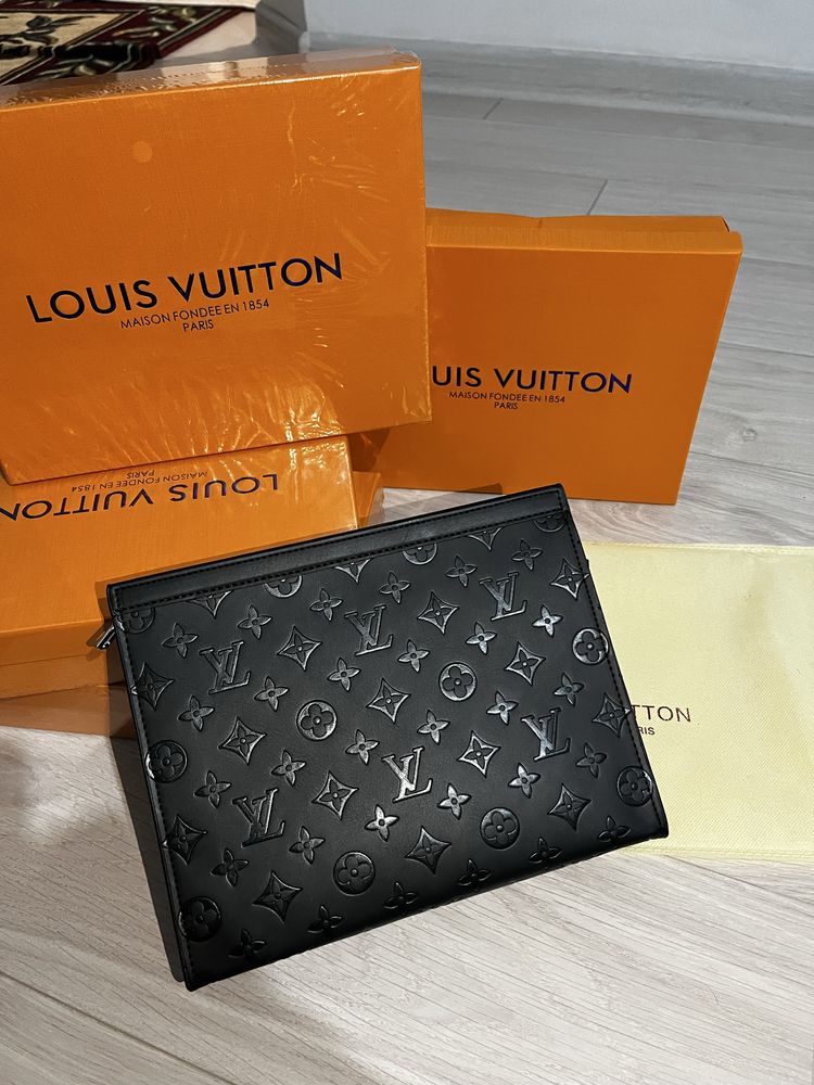 LOUIS VUITTON клатч (муж) 7 майга әдемі, қолда жақсы тұрат 10000 тг