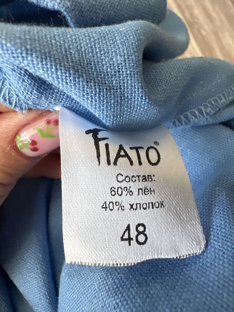 Продам платье 48 размер