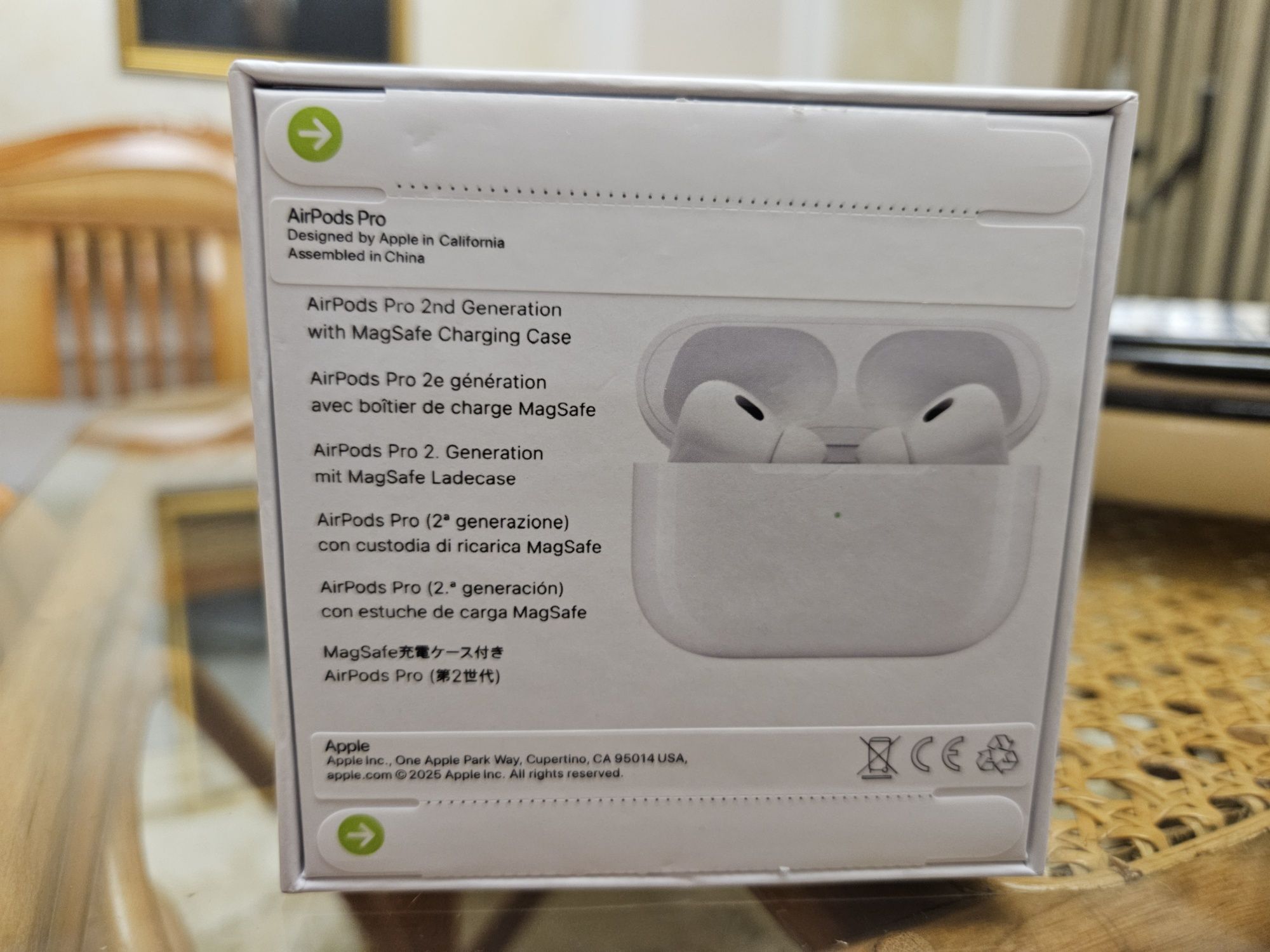 Продам airpods Pro 2поколение оригинал