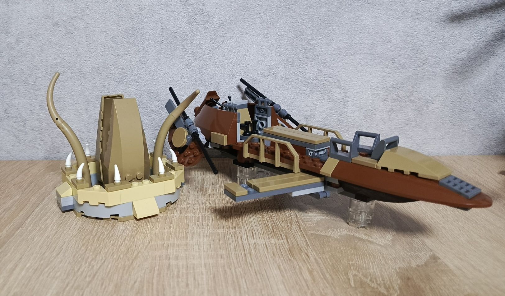 LEGO Star Wars: Desert Skiff (9496)