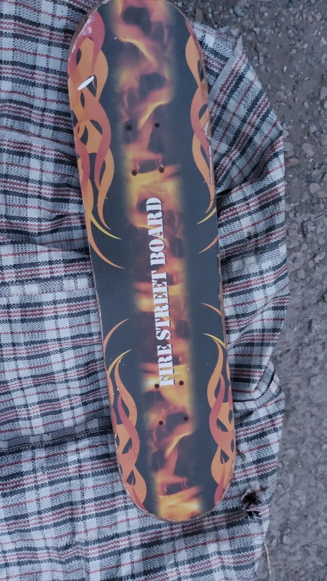 Продам скейтборд