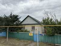 Дом с пристройкаии.