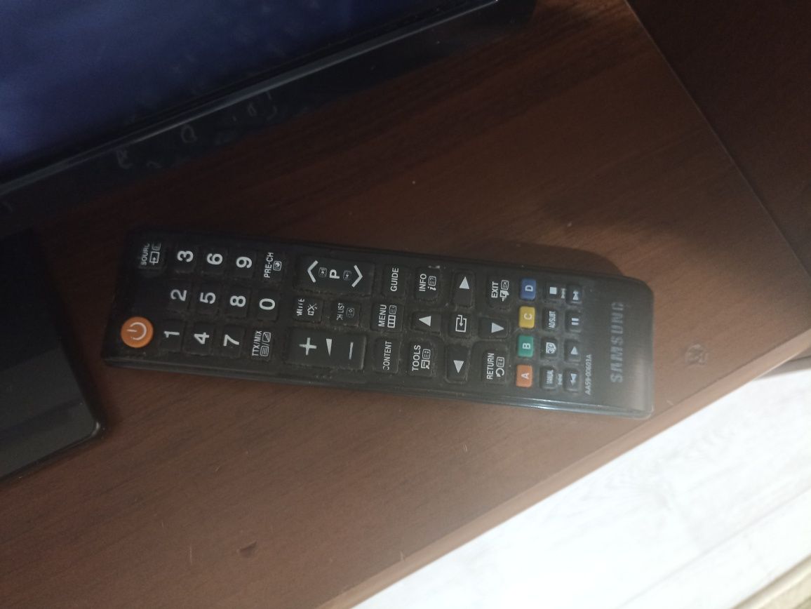 Продается жк тв. SAMSUNG 3D d32