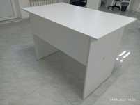 Продам офисные столы новые. 120 см