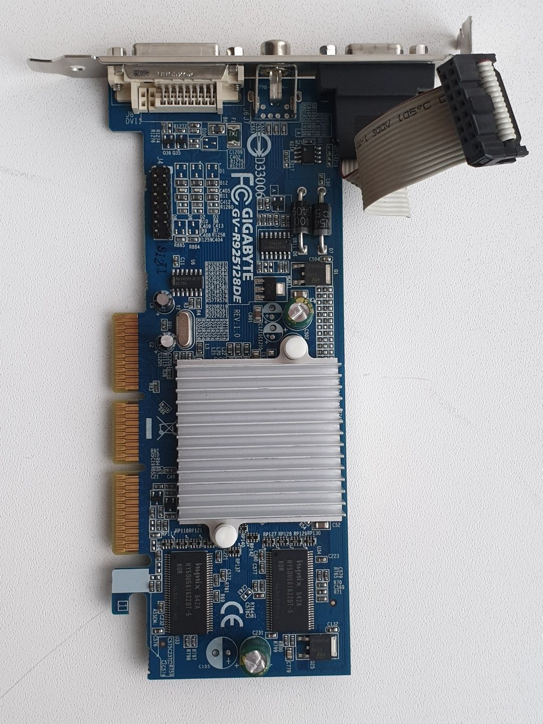 Видеокарта AGP. RADEON 9250. GV-R925128DE