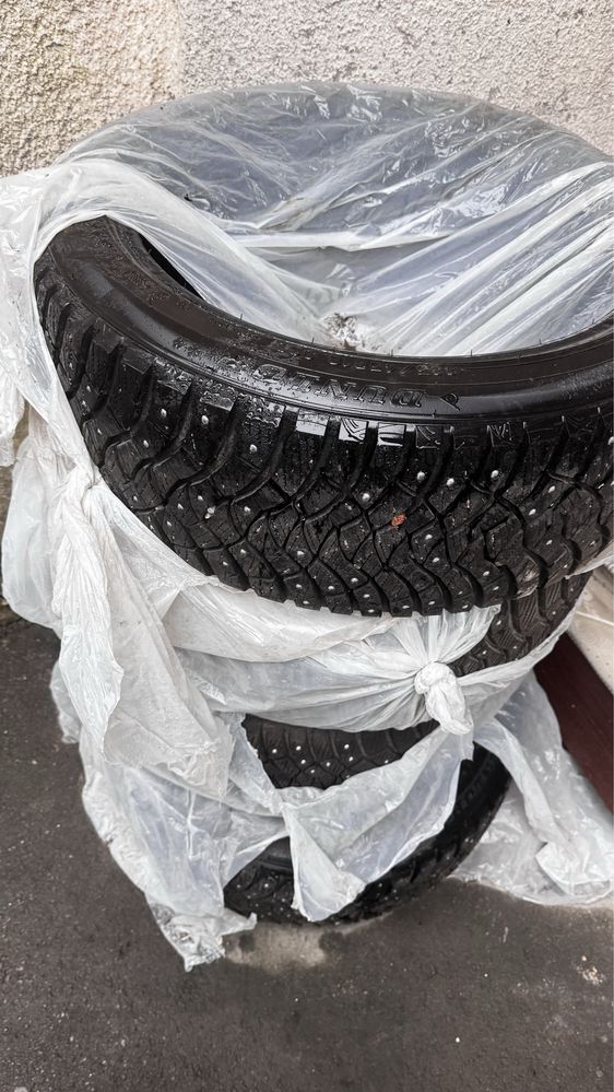 Продам шыни с шыпами как новая  срочно продам