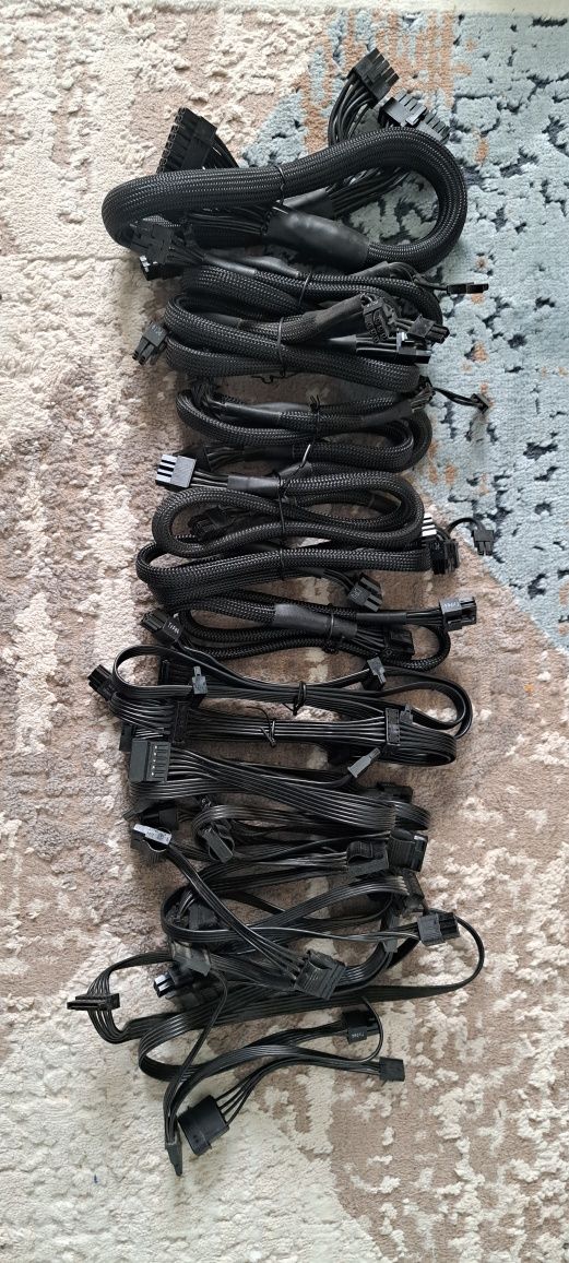 Продам блок питания HX 1200
