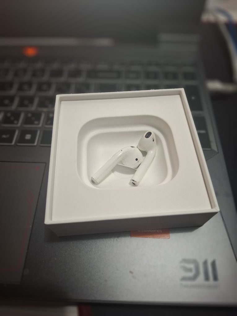 airpods 2 в хорошем состоянии без кейса