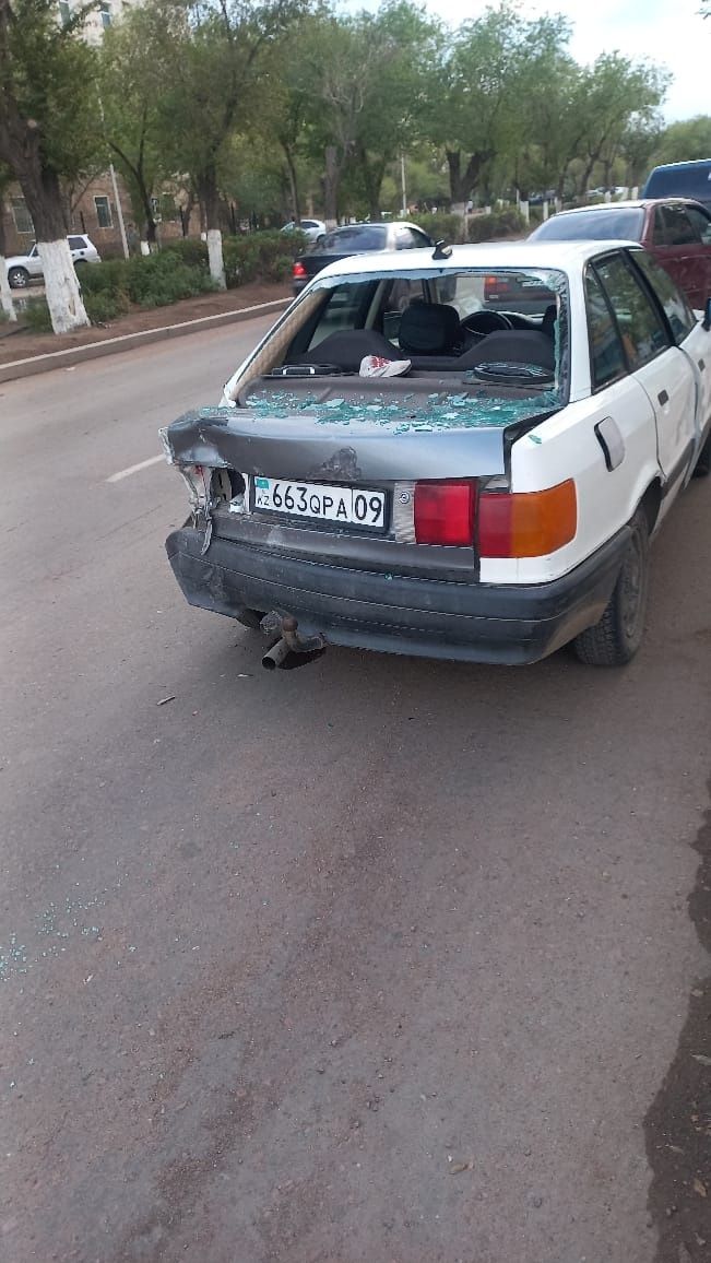 Ауди 80 на разбор