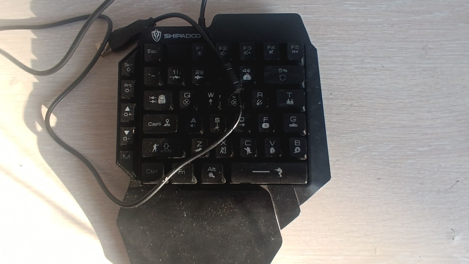 Геймпад для смартфона Клавиатура Мышка PUBG Триггер