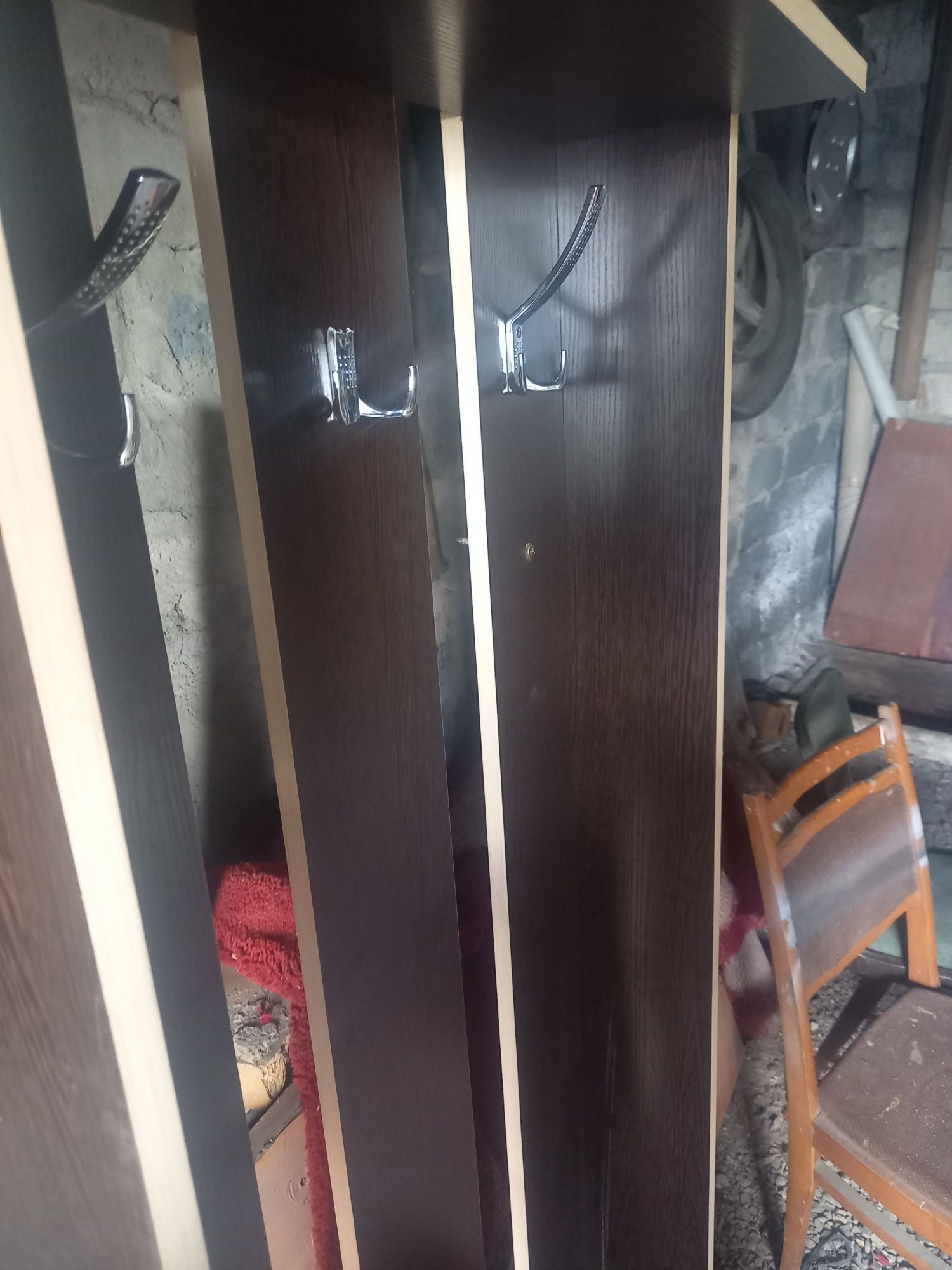 Продаю вешалку для прихожки