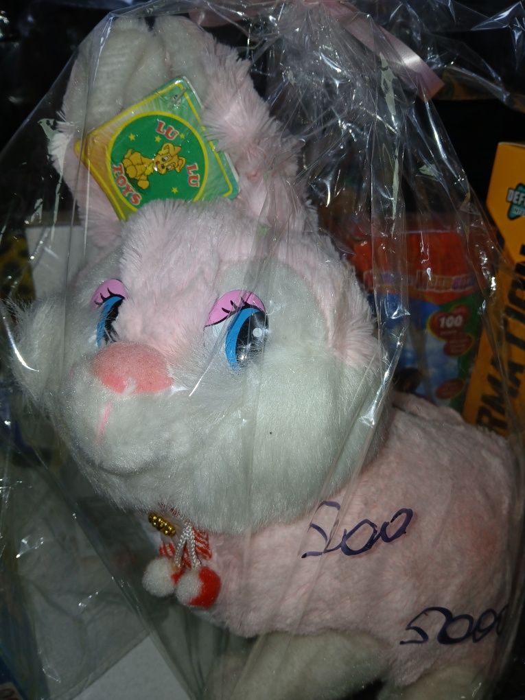 Продам! Новый. Игрушки. Заяц