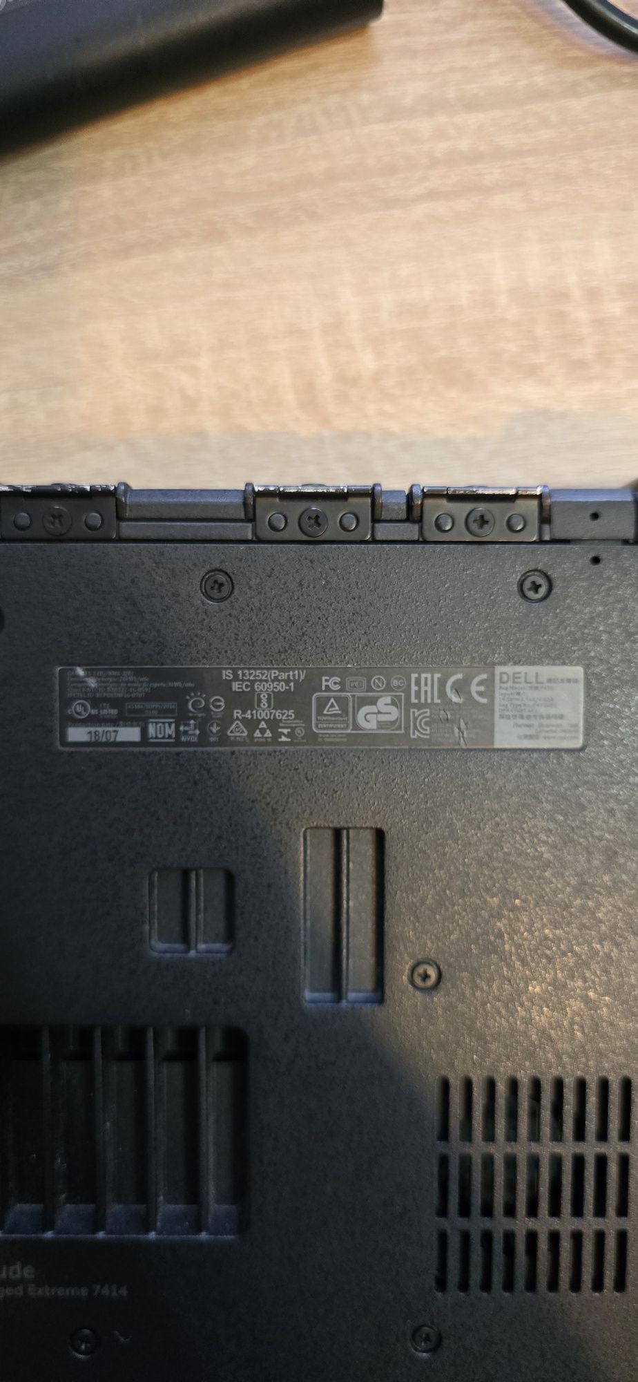 Ноутбук dell p45g  Latitude 14 Ragged extreme 7414
