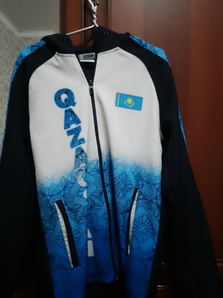 Продам спортивку