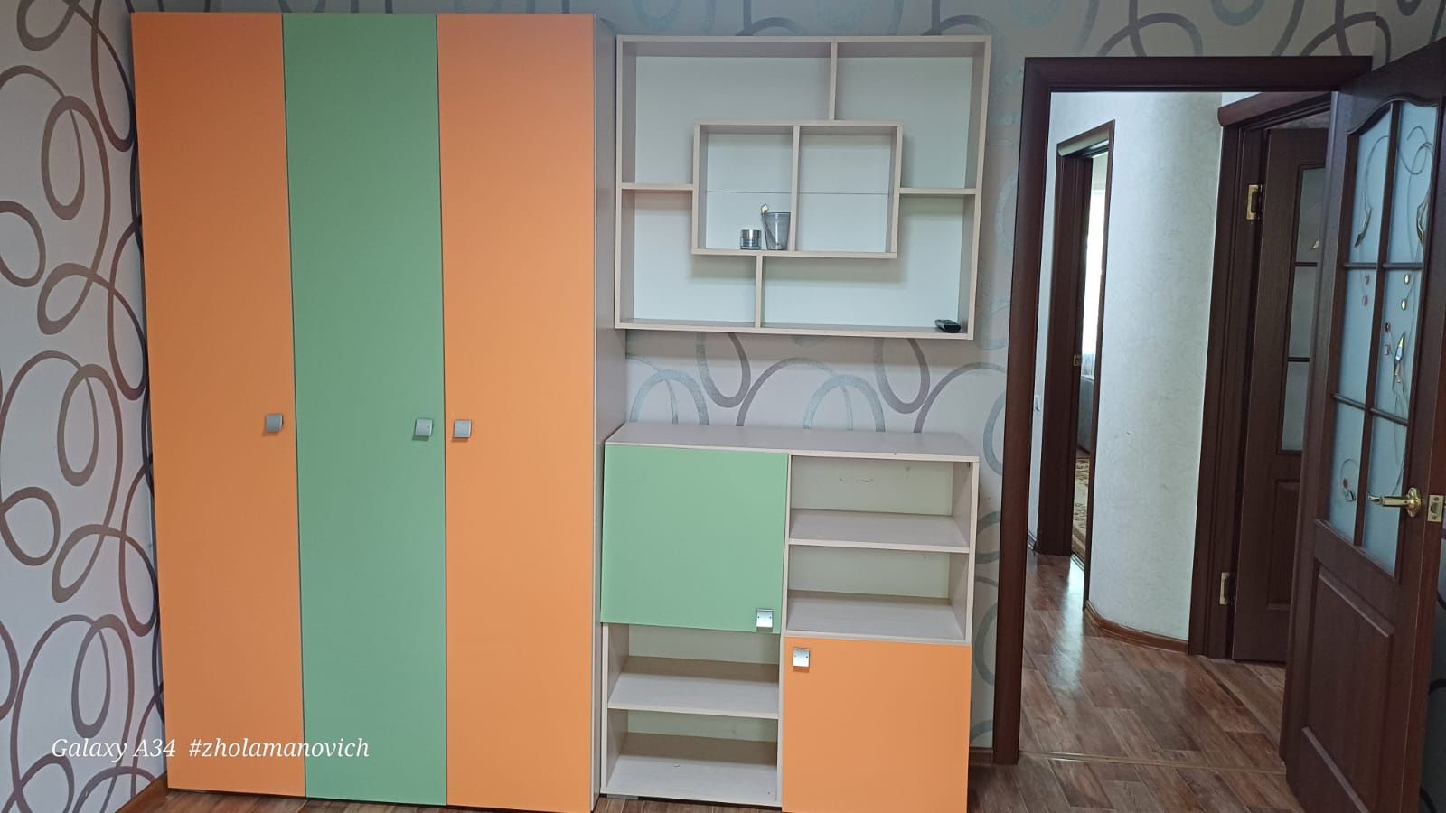Шкаф в комплекте