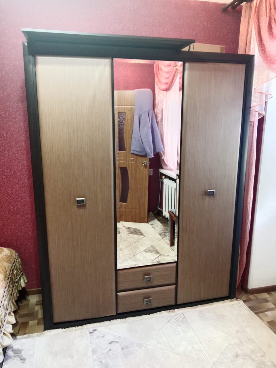 Спальный гарнитур