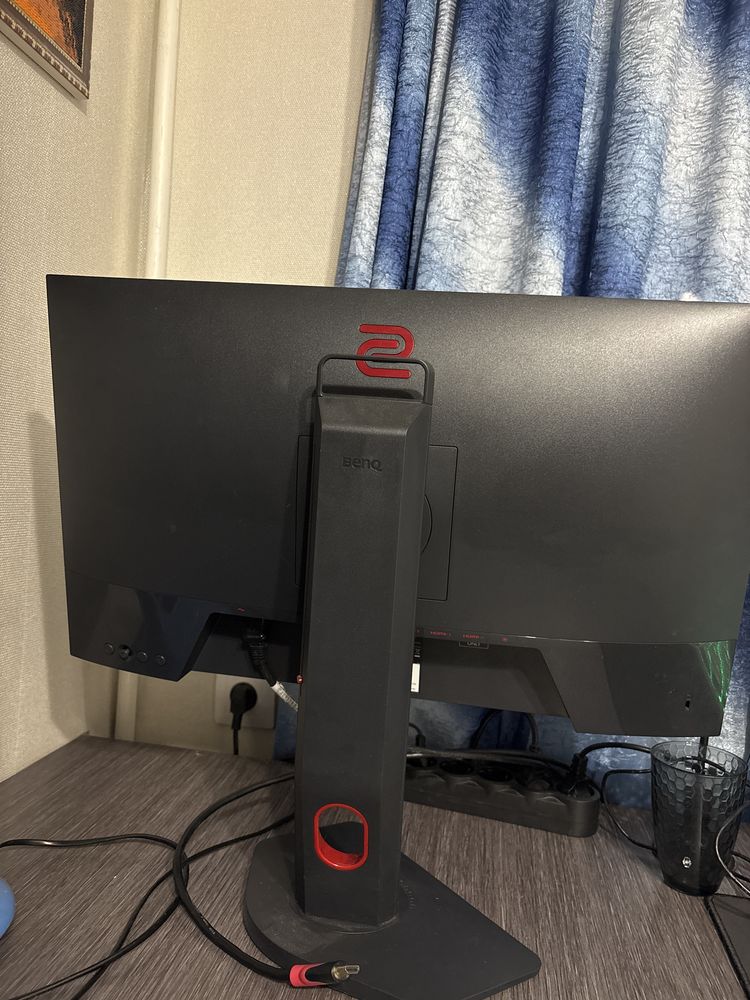 Продам игровой монитор benq zowie xl2411k