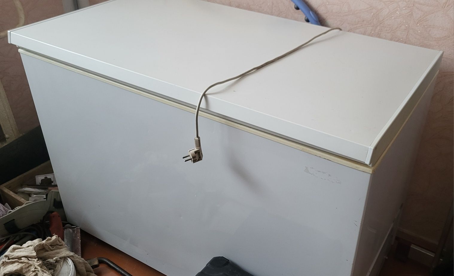 Продам морозильную камеру