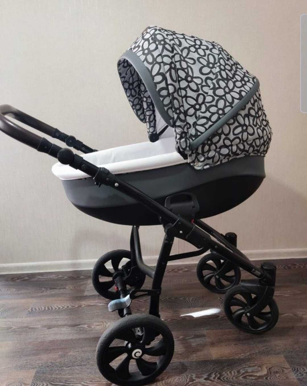 Детская коляска Tutis Nanni 2 в 1