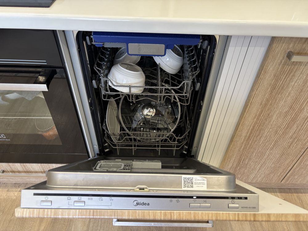 Продам 2-х комн каартиру студию