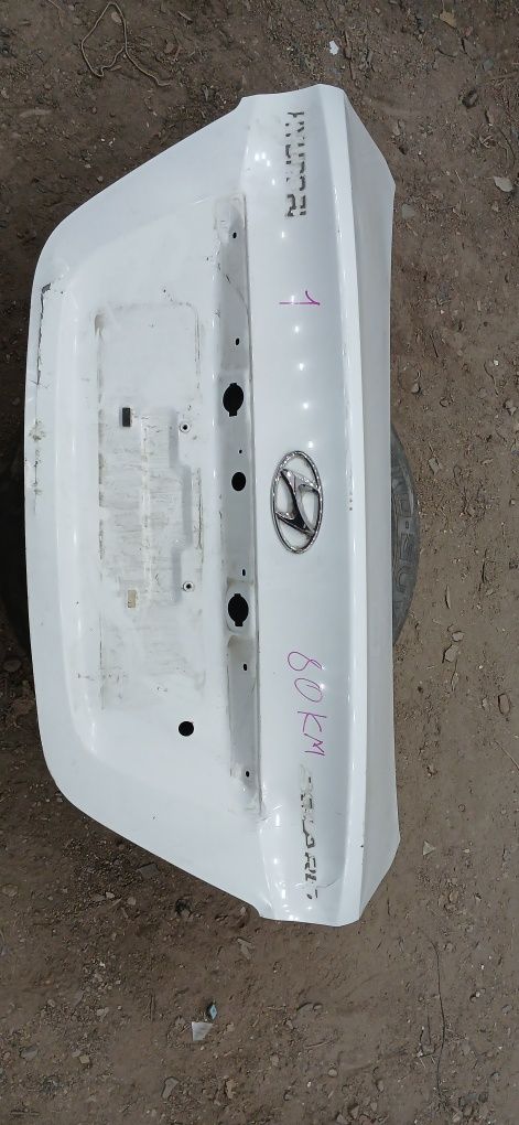 Багажник на акцент солярис крышка багажника на Hyundai Accent solaris