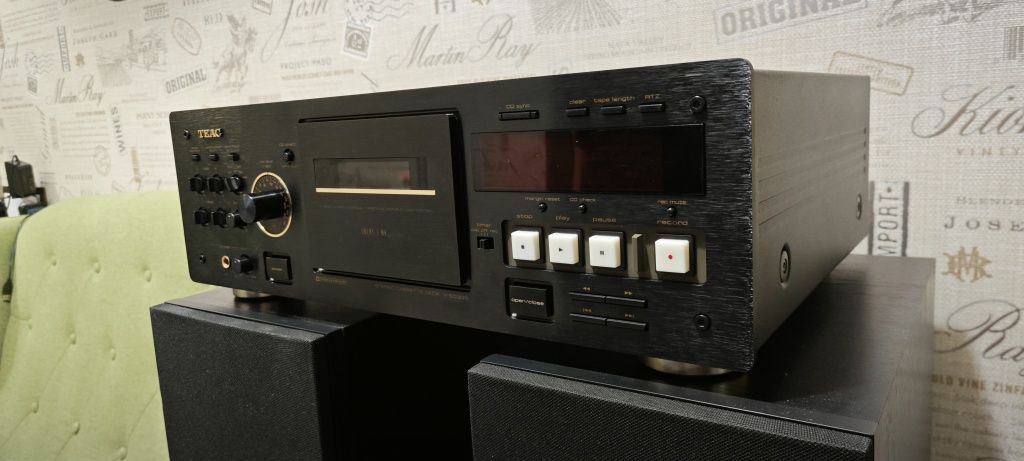 Кассетная дека TEAC V-6030s