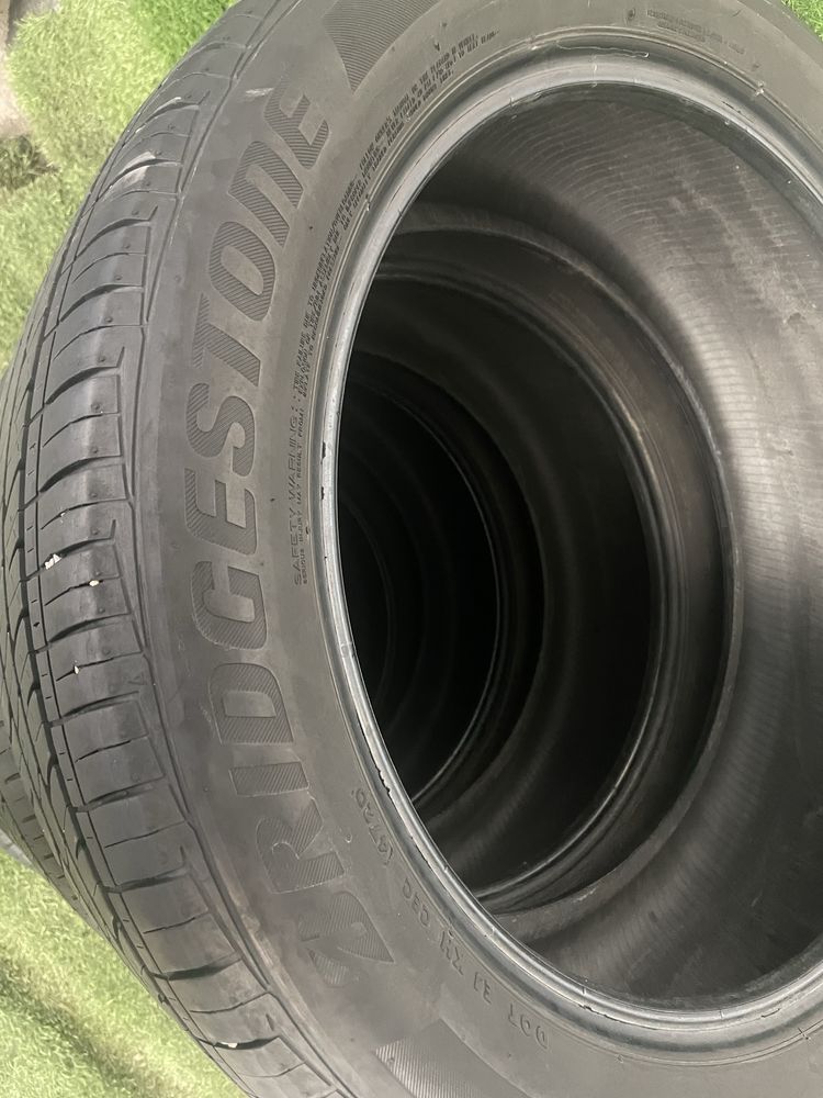 Продам шины 245/50 R20