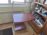 Старый компьютерный стол