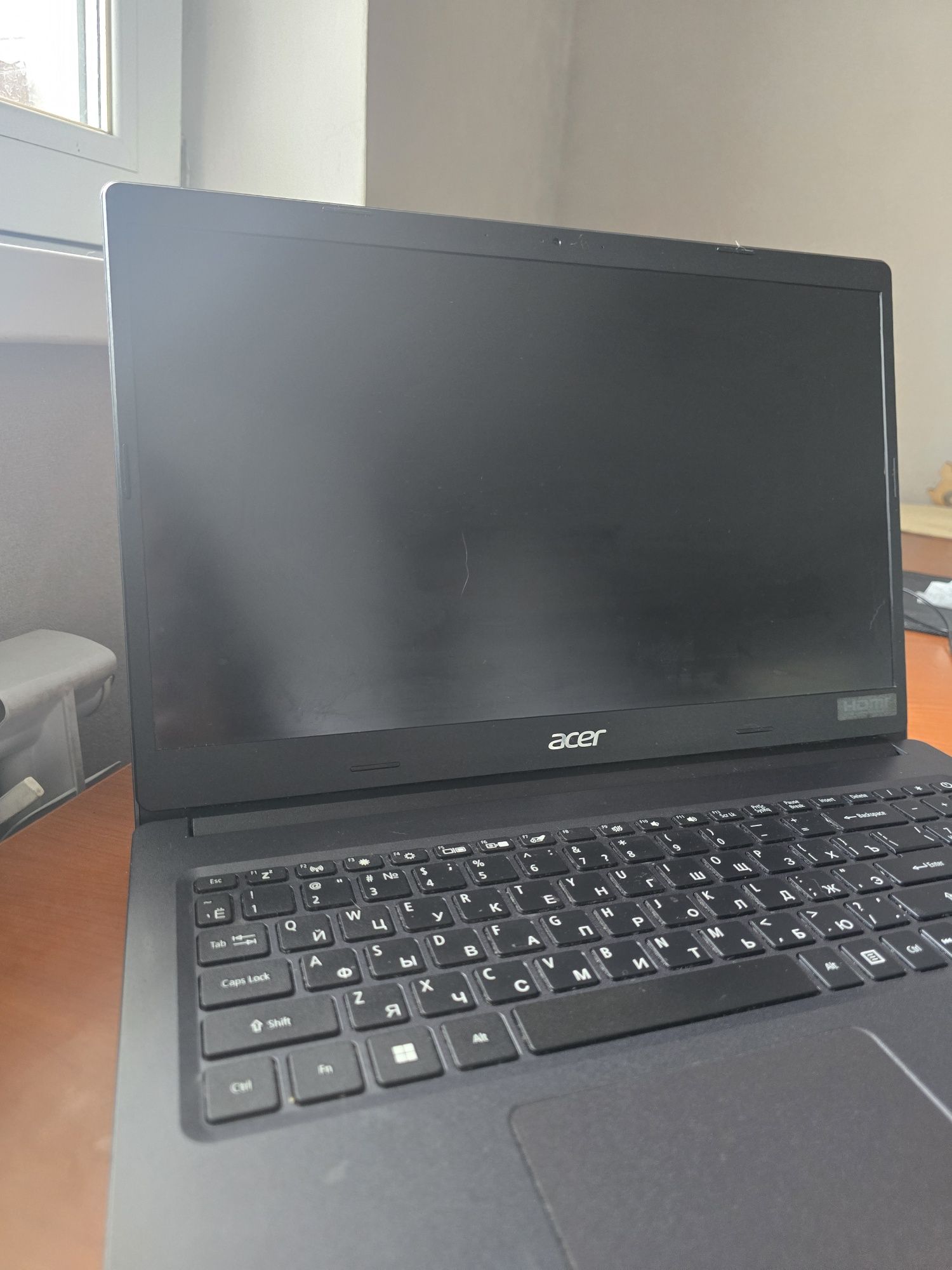 Продам ноутбук Acer в хорошем состоянии