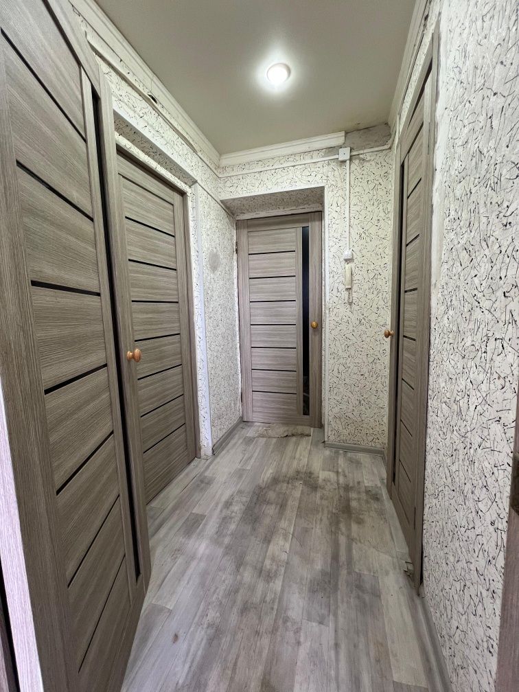 Продаётся 1 комн, 8 школа, Окт