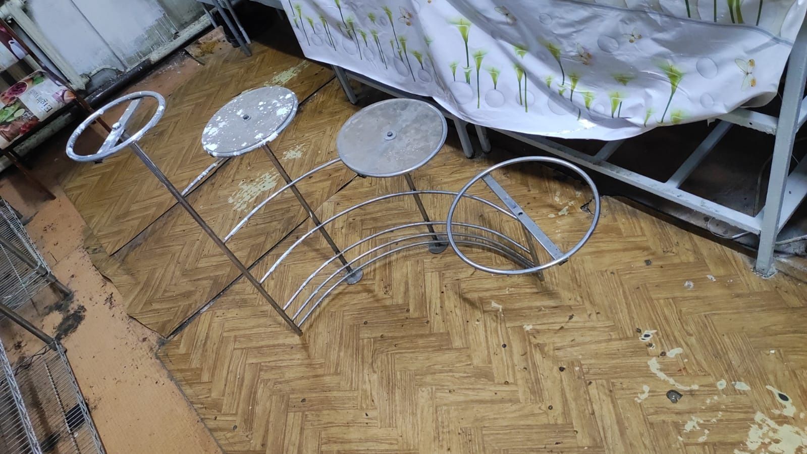 Подставка для тортов из нержавеющей стали