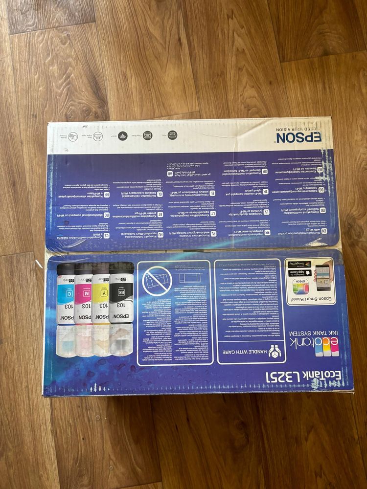 Продам цветной струйный принтер EPSON