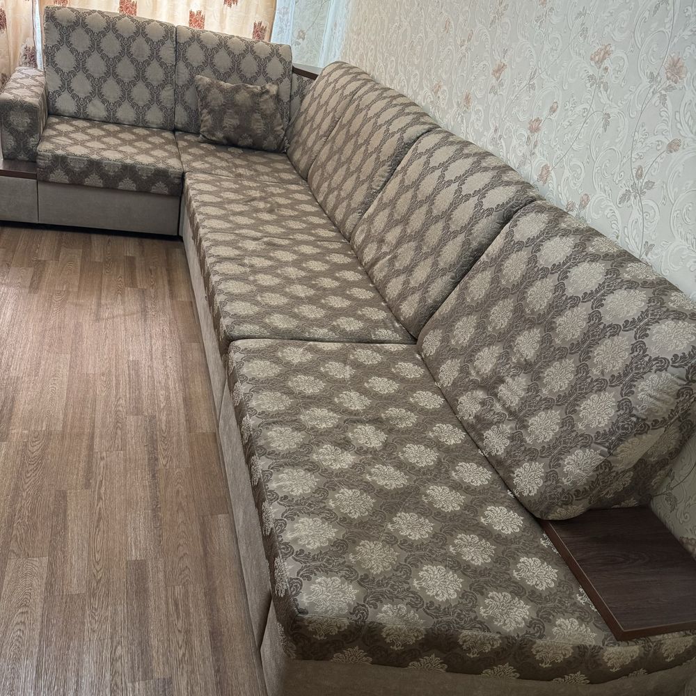 Продам мебель в хорошом состояни