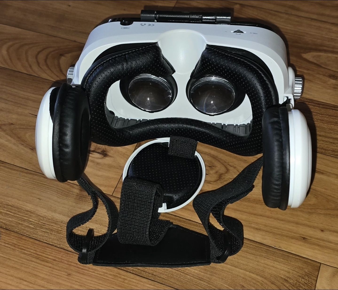 BOBOVR Z4 - очки виртуальной реальности для смартфона