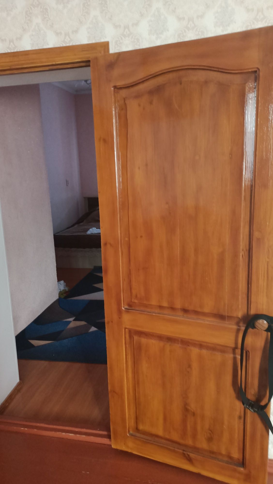 Продается межкомнатные двери