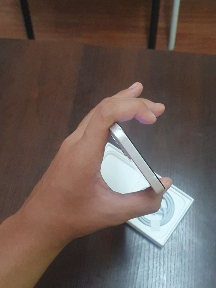 Айфон 13 iPhone 13