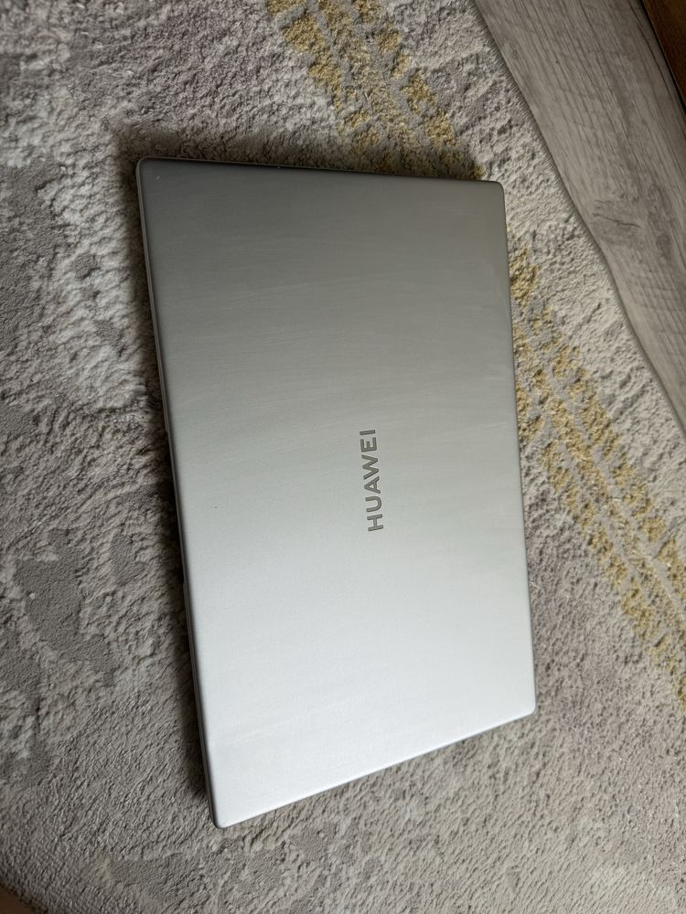 Продам  Huawei Matebook D15