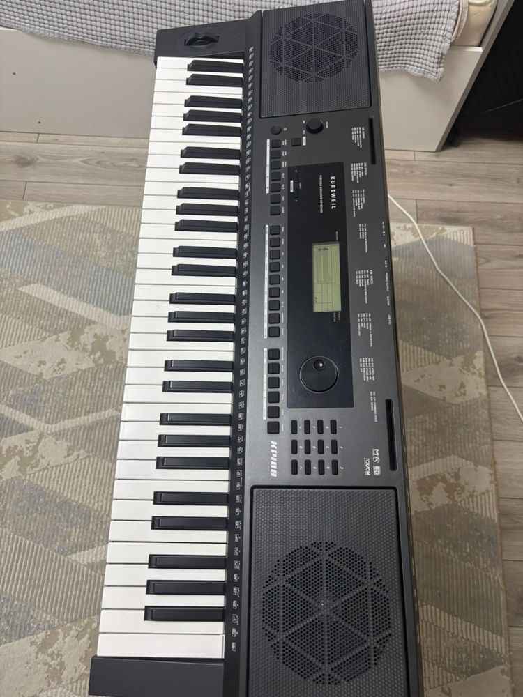 Синтезатор Kurzweil kp100 в отличном состоянии.