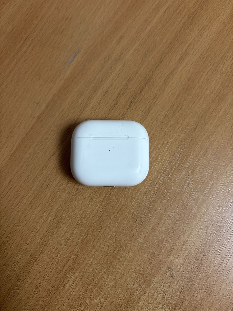 Продам наушники air pods