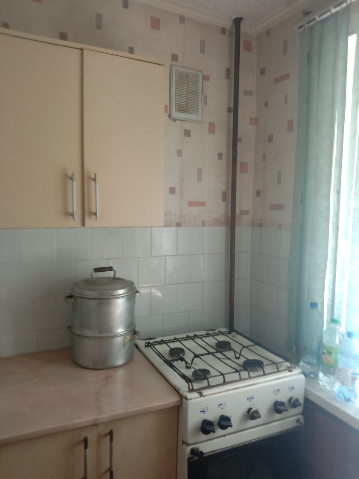 Продается 2 -ух комнатная квартира
