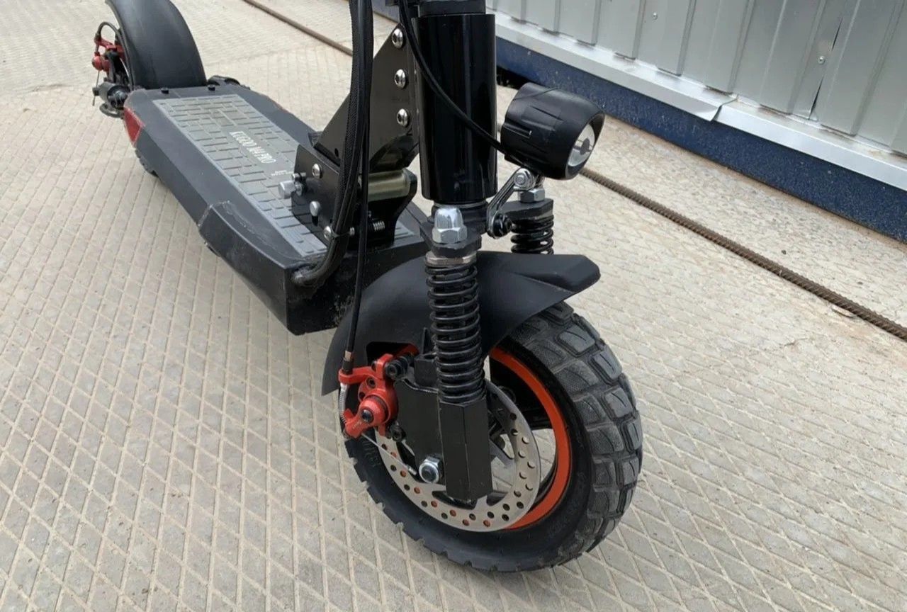 Электросамокат Kugoo kirin m4 pro.