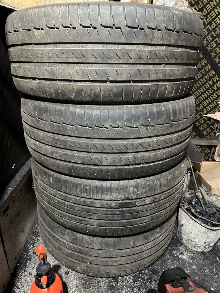 Continental PremiumContact 6 285 45 R22 113Y
