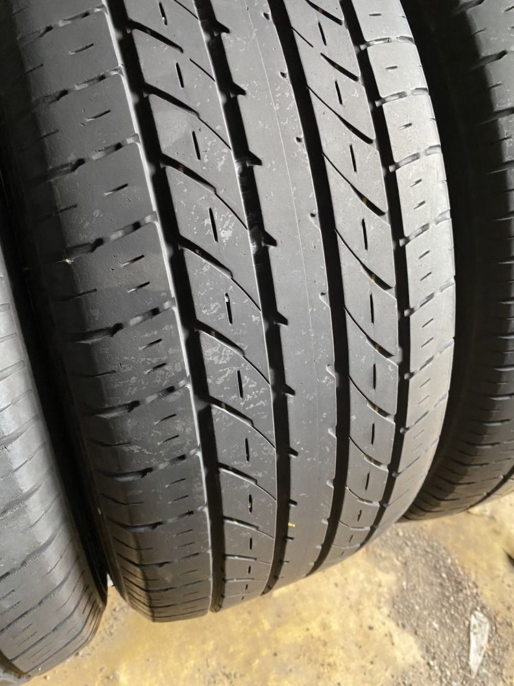 235/50/18 комплект бу TOYO