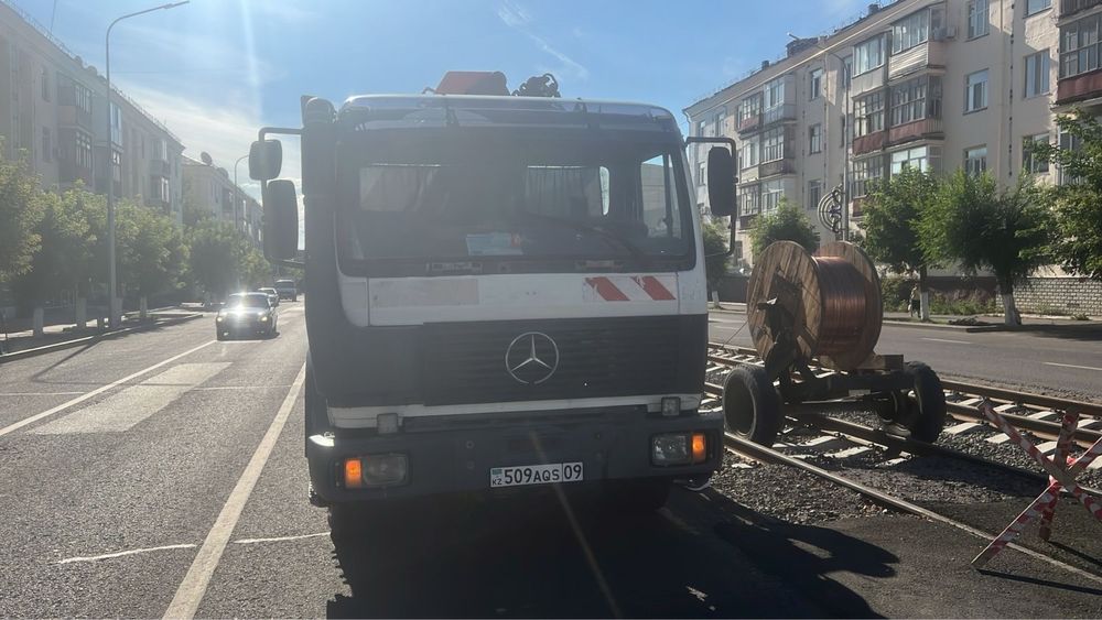 Манипулятор кран авто вышка АГП грузоперевозки