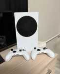 Xbox Series S + 2 джостика